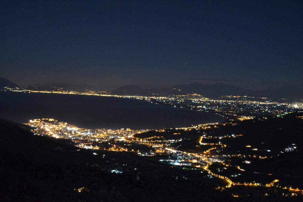 Al Casale Dei Nonni Bed and Breakfast Laureana Cilento Εξωτερικό φωτογραφία