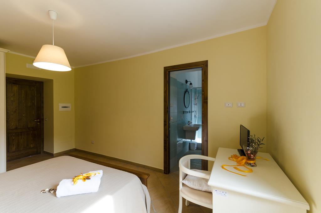 Al Casale Dei Nonni Bed and Breakfast Laureana Cilento Εξωτερικό φωτογραφία